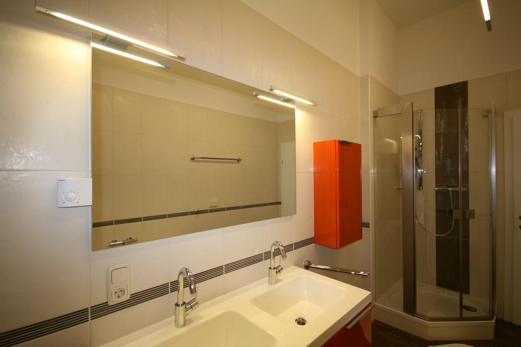 Appartements Zur Kapelle Капрун Стая снимка